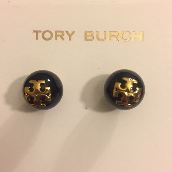 tory burch // swarovski pearl logo studs - Picture 7 of 8